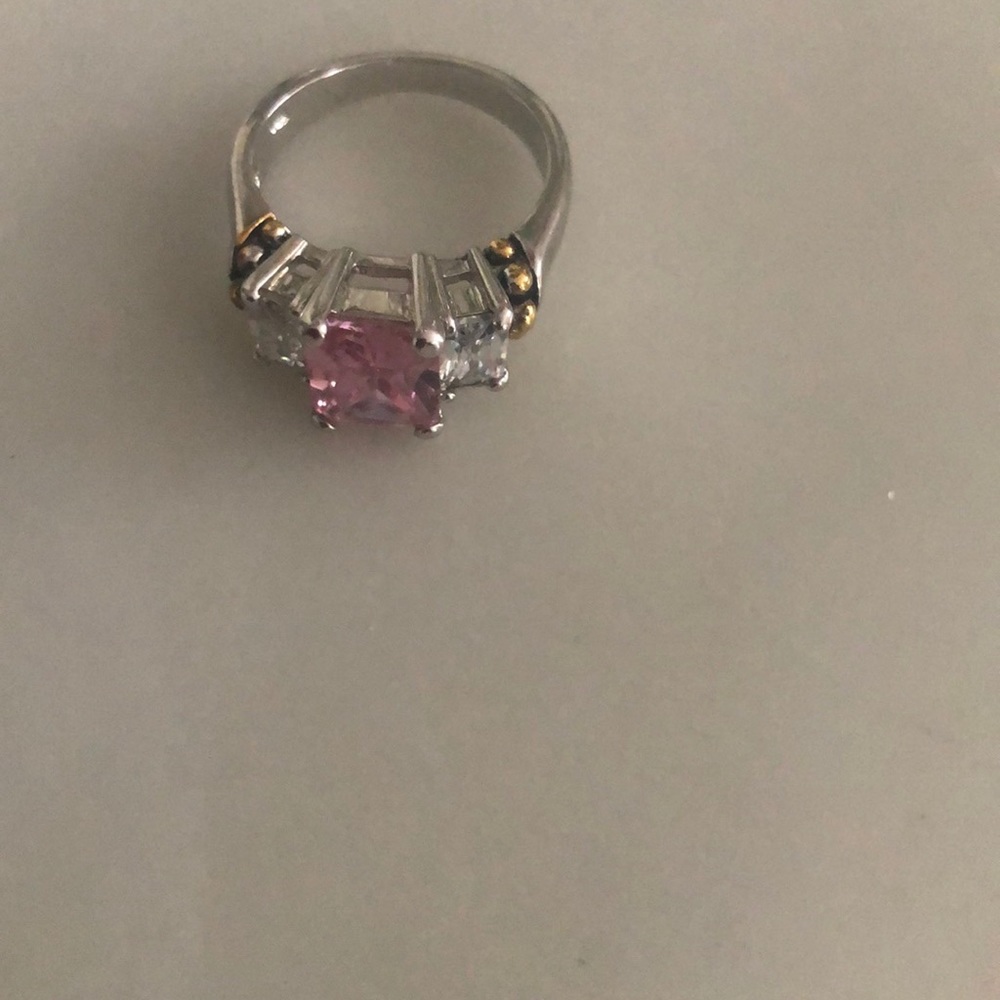 Pink Cocktail ring. - Picture 3 of 4